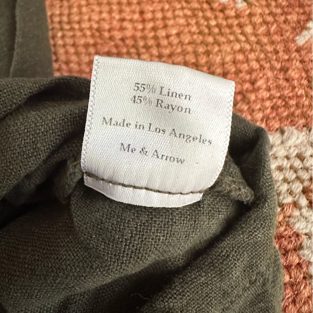 Me & Arrow V Neck Blouse In Moss - image 3